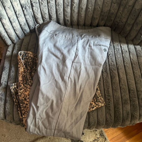 Women’s dress pants - Picture 1 of 7
